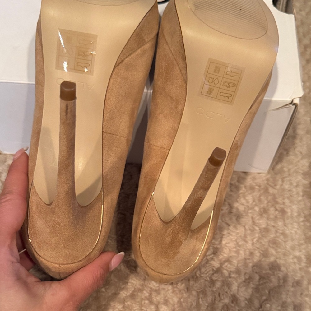 Aldo Tan Suede Peep-Toe Pumps - Picture 4 of 6